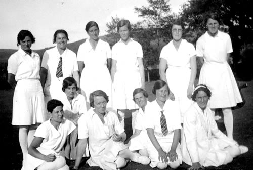 OM Andrews' XI v MA Pollard's XI Team photograph 24 August 1934 
