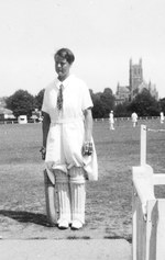 HE Archdale btting, South Women
