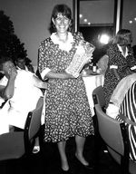 Carole Hodges with the Player of the Series Award