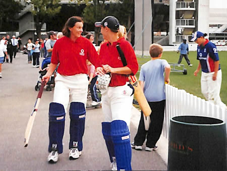 1993 Women's WCup winners v 2003 England Women team