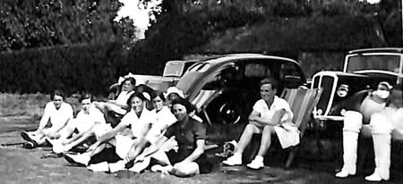 Unidentified players from Myrtle Maclagan's photo album