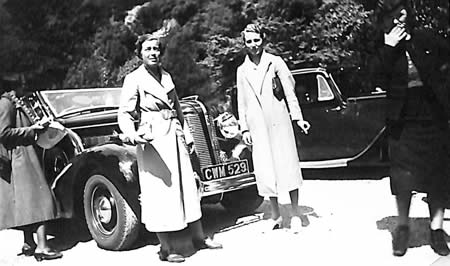 Unidentified players from Myrtle Maclagan's photo album
