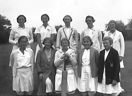 Unidentified players from Myrtle Maclagan's photo album