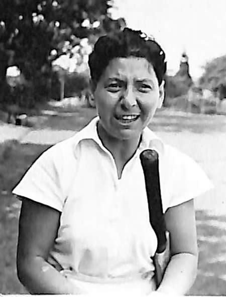 Unidentified player from Myrtle Maclagan's photo album