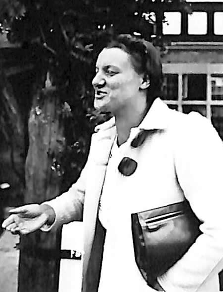 Unidentified player from Myrtle Maclagan's photo album