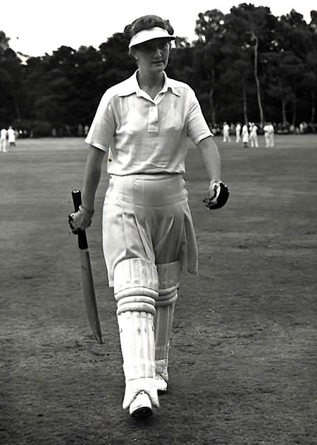 Unidentified player from Myrtle Maclagan's photo album