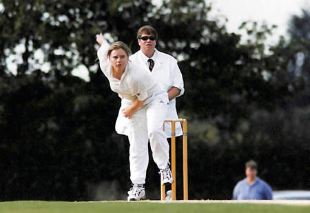 Dawn Holden bowling